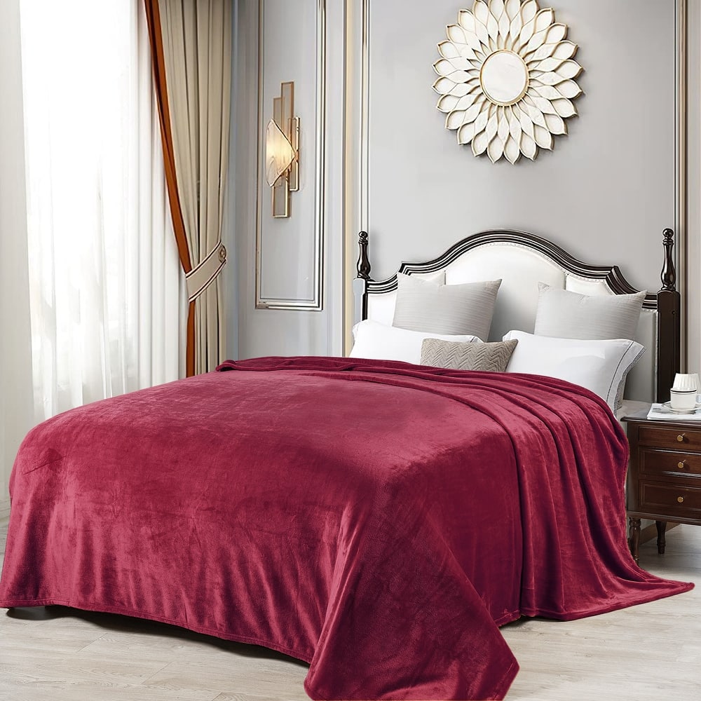 Christmas Solid Flannel Fleece Throw Blanket