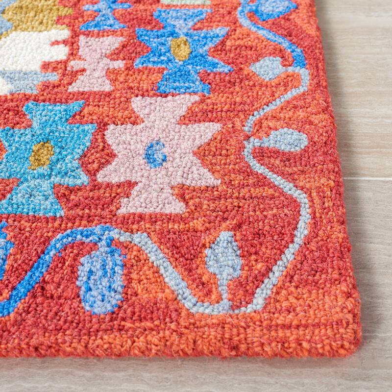 SAFAVIEH Handmade Aspen Þorkatla Boho Tribal Wool Rug