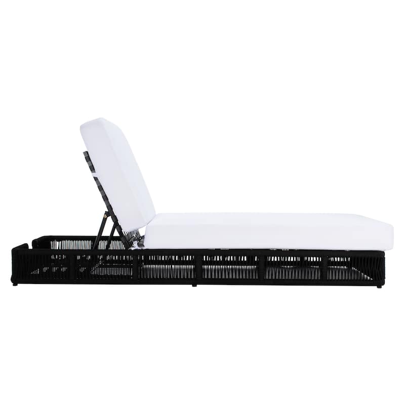 SAFAVIEH Outdoor Tinna Sun Lounger - 75"W x 25"D x 13"H
