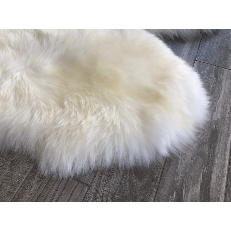 Dynasty Natural 6-Pelt Luxury Long Wool Sheepskin Shag Rug