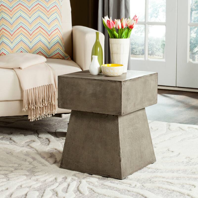 SAFAVIEH Zen Mushroom Concrete Indoor/ Outdoor Accent Table (Dark Grey) - 13.7" x 13.7" x 18.1"