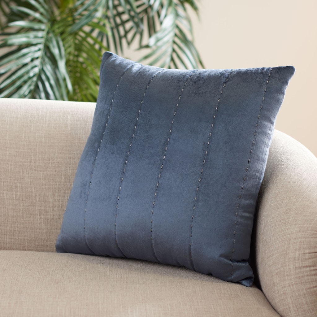 SAFAVIEH Blodwyn Decorative Throw Pillow