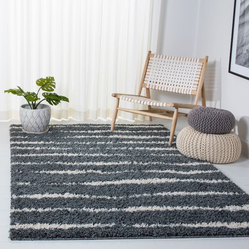 SAFAVIEH Venus Shag Bergny 1.75-inch Thick Rug - 10' x 14' - Dark Grey/Ivory