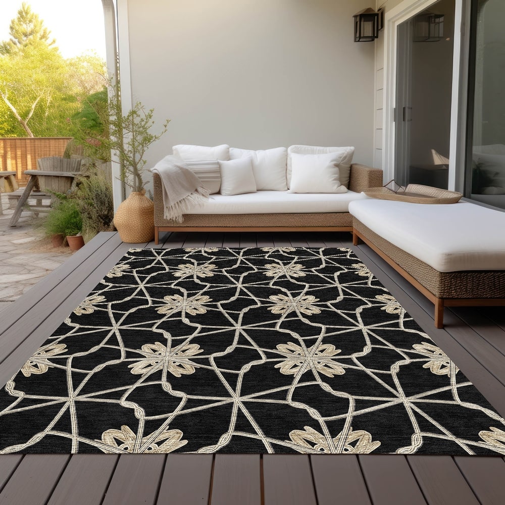 Machine Washable Indoor/ Outdoor Chantille Contempoary Whimsy Rug