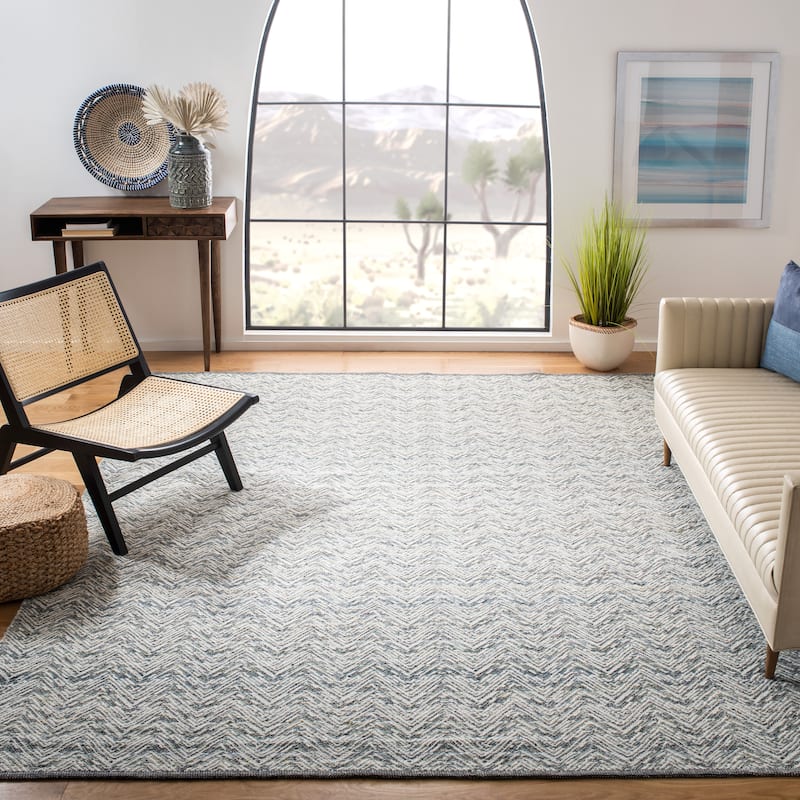 SAFAVIEH Handmade Kilim Wafa Wool Rug - 5' x 8' - Grey