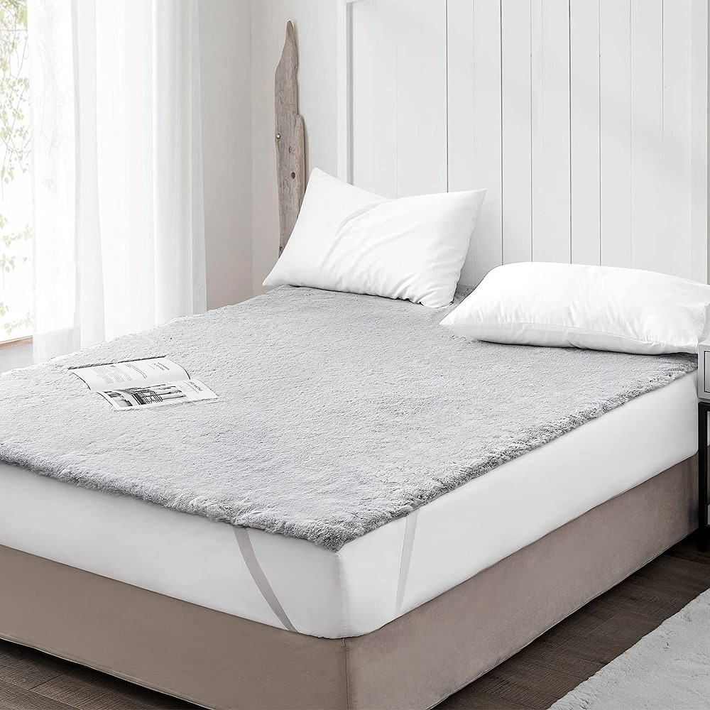 Chunky Bunny - Coma Inducer® Bed Topper - Glacier Gray - Glacier Gray