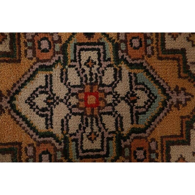 Hand Knotted Oriental 100% Wool Carpet Traditional Geometric Beige & Ivories Heriz (serapi) Runner Rug - 8' 1'' X 2' 7''