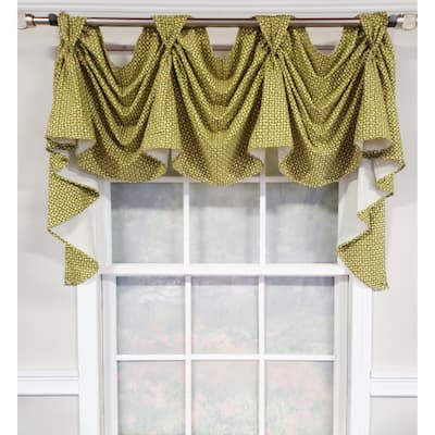 RLF Home Trellis 3-Scoop Victory Swag
