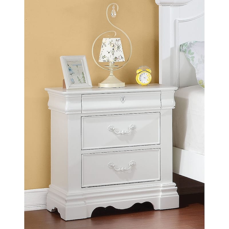 Pine Wood Nightstand with 3 Drawers