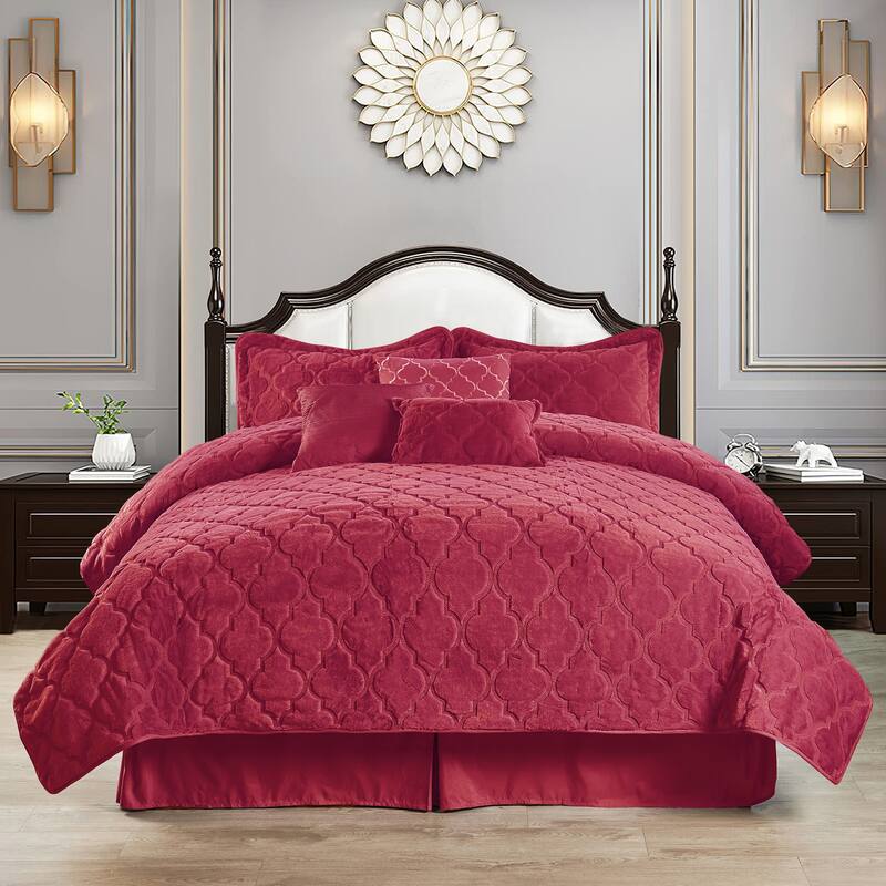 FauxFur Moroccan Design 7-piece Embroidered Quilt Set - Tango Red - King