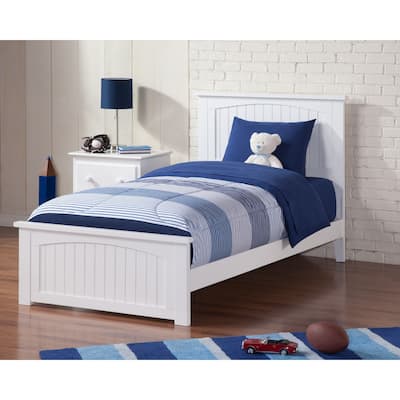 Nantucket Twin XL Foundation Bed with Matching Footboard in White