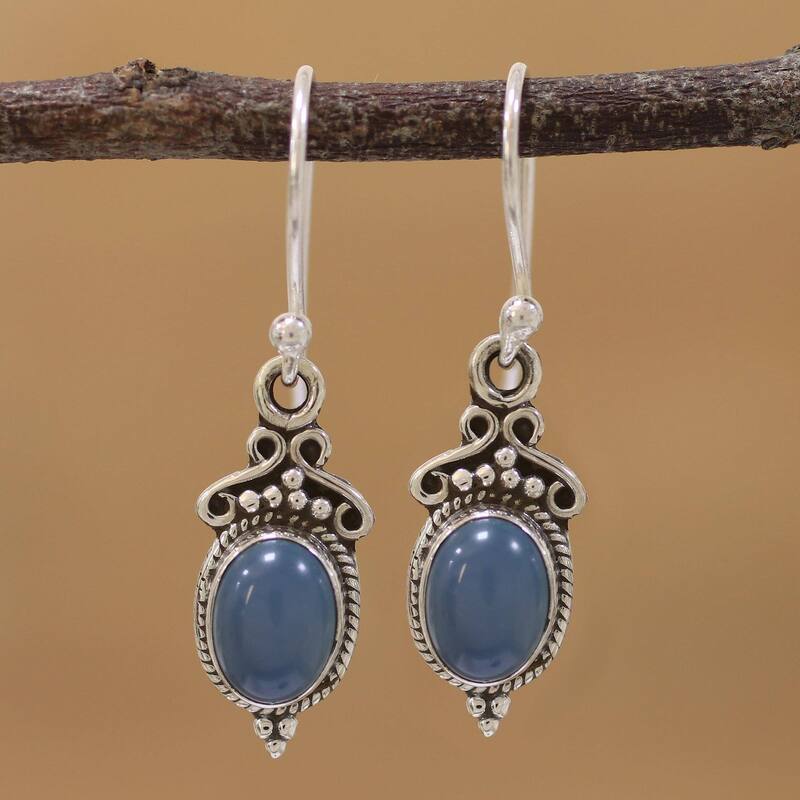 NOVICA Handmade Sterling Silver 'Elegant Gloss in Blue' Chalcedony Earrings - 1.2*0.4