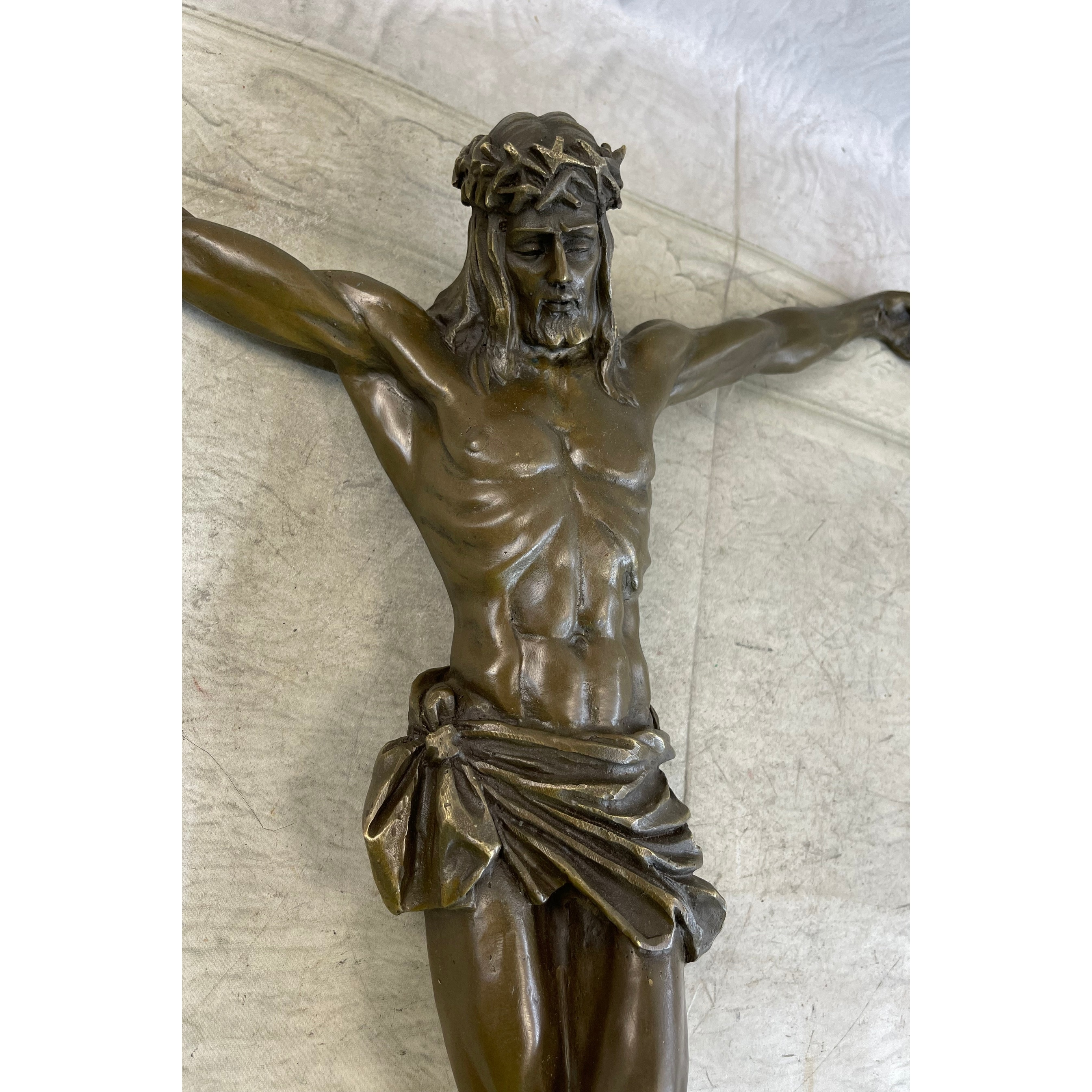 Jesus Christ On Cross Wall Hanging Crucifix Sculpture 18.5 Inches