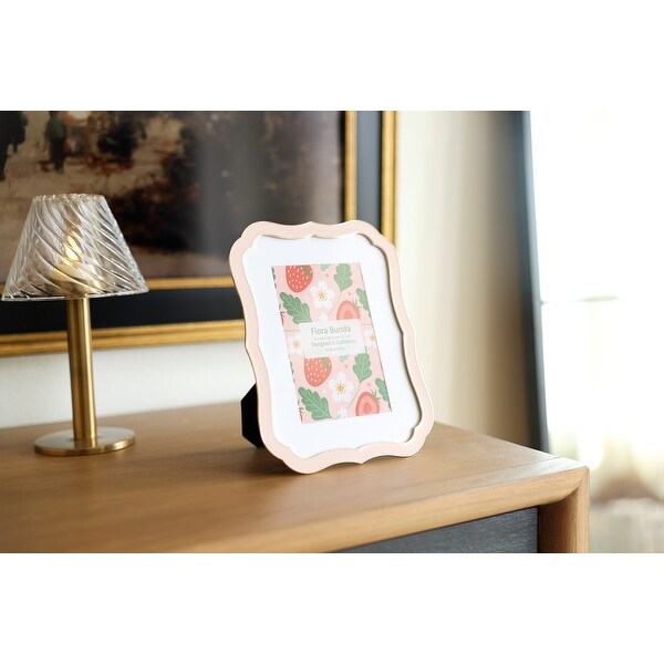 Gallery 4x6 Vintage Rectangle Edge Zinc Alloy Picutre Frame - Bed