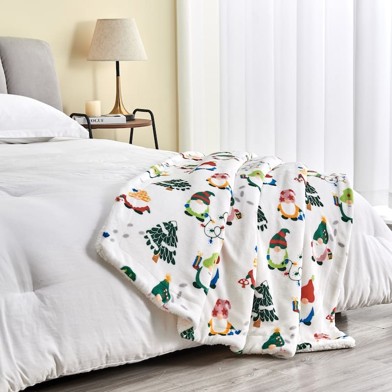Linery & Co. Velvet Plush Fleece Reversible Sherpa Holiday Printed Throw.