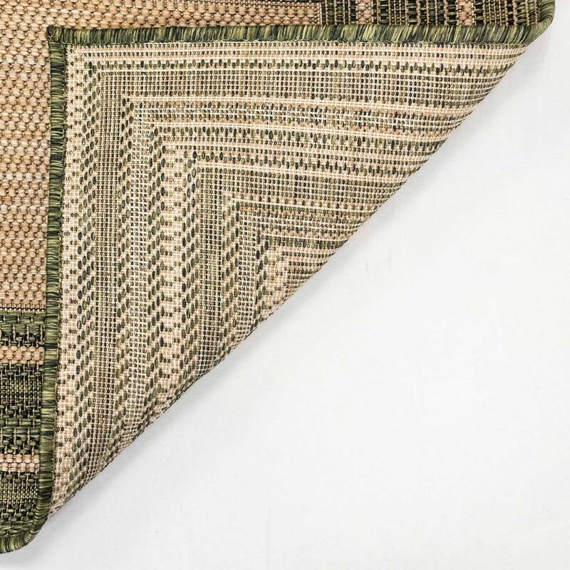 Liora Manne Carmel Multi Border Indoor/ Outdoor Area Rug