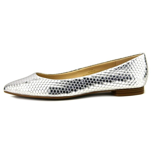 onlee pointed toe flats