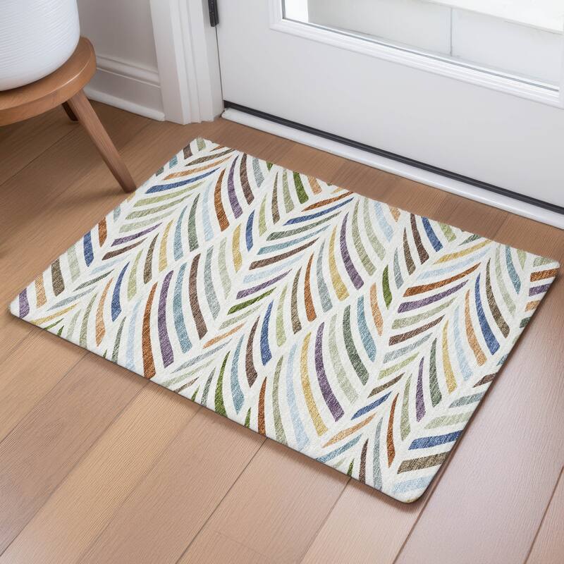 Machine Washable Indoor/ Outdoor Modern Feather Chantille Rug