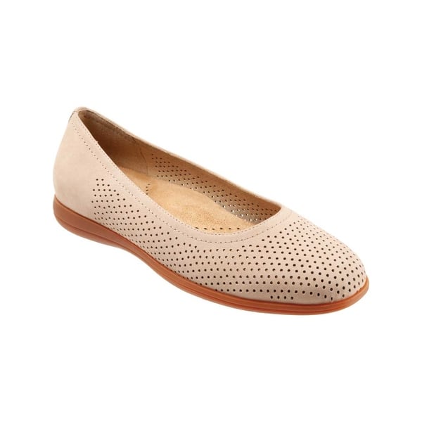 slide 1 of 2, TROTTERS Womens Beige Removable Footbed Perforated Darcey Ballet Flats 5M