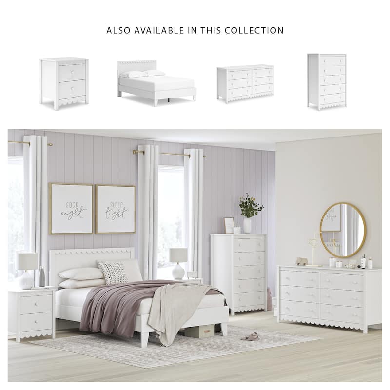 Signature Design by Ashley Hallityn White Panel Platform Bed