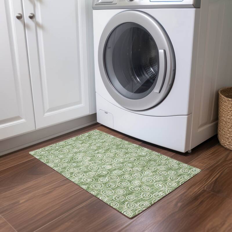Machine Washable Indoor/ Outdoor Chantille Modern Bubbles Rug