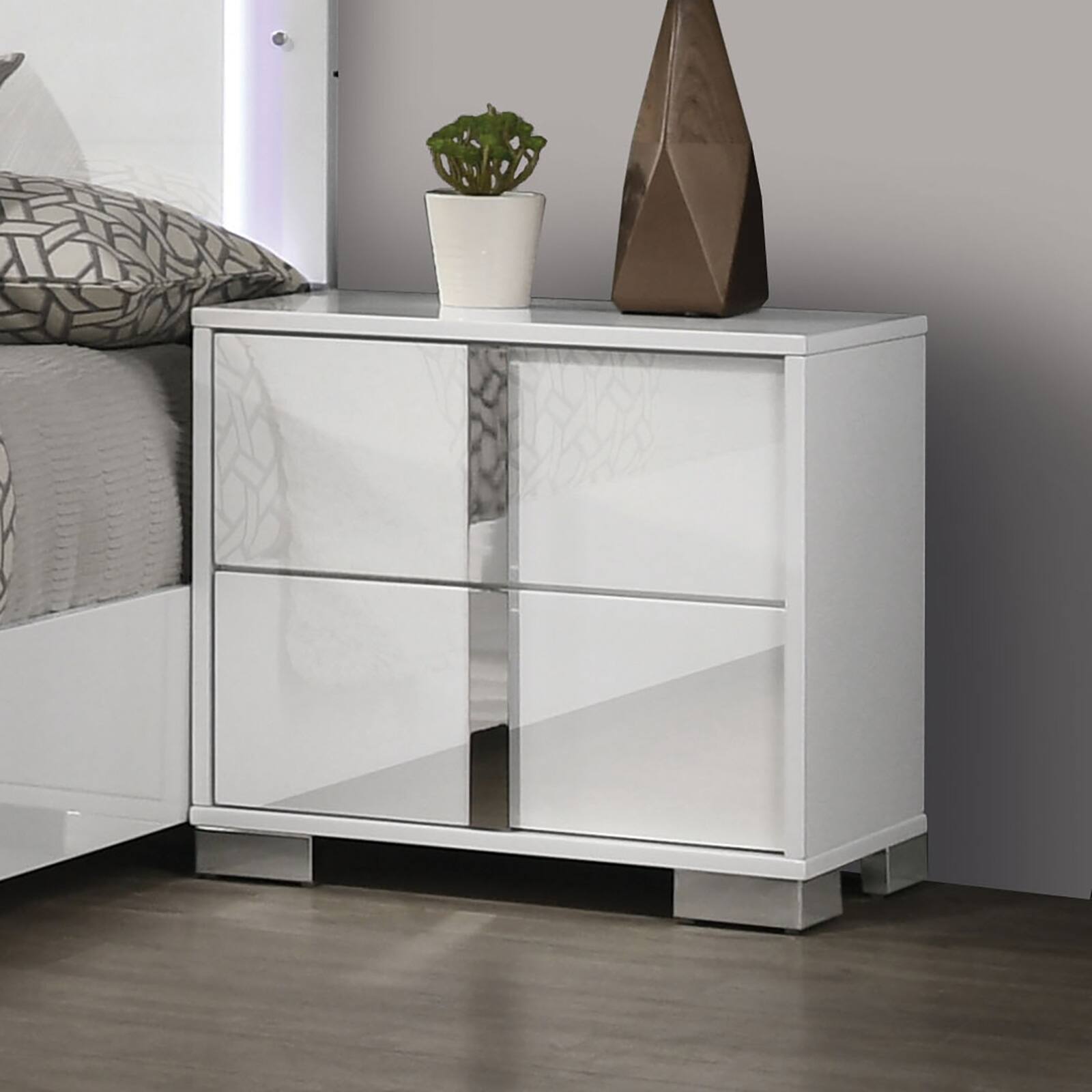 Option White