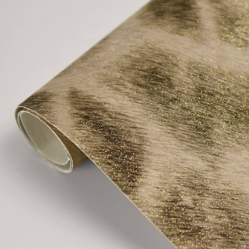 Brewster Montone Brown Giraffe Wallpaper - 21in x 396in x 0.025in