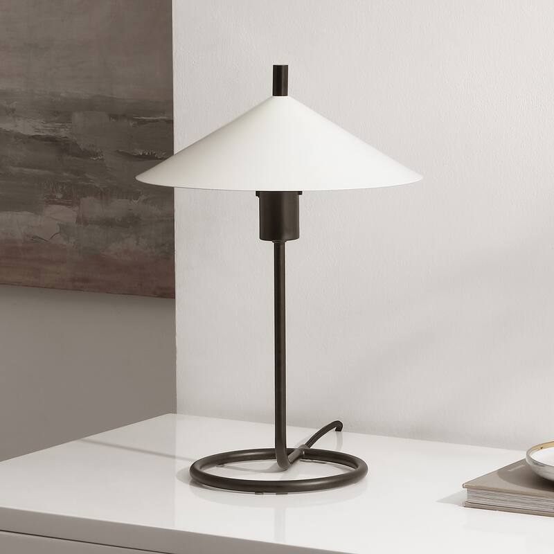 SAFAVIEH Khlo 17-inch Metal Table Lamp (LED Bulb Included) - 12"W x 12"D x 17"H