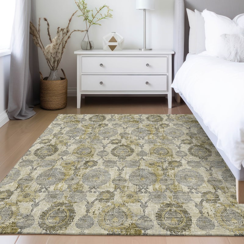 Machine Washable Indoor/ Outdoor Chantille Casual Floral Rug