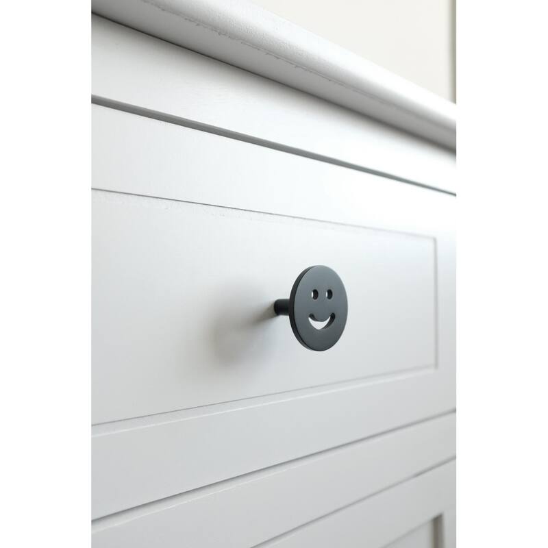 Hapny Home SM-25 Smiley 1-1/2" Round Luxury Designer Solid Metal Emoji