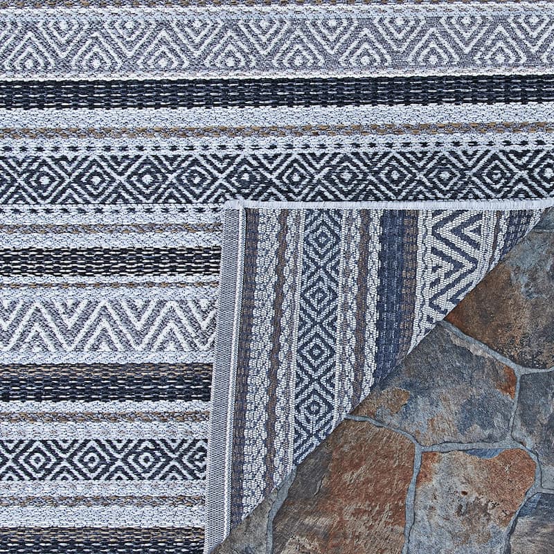 Porch & Den Casilda Indoor/ Outdoor Area Rug