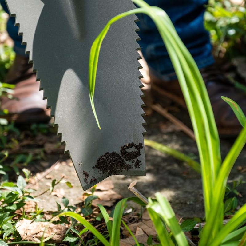 Radius Garden Root Slayer Shovel, (Red)