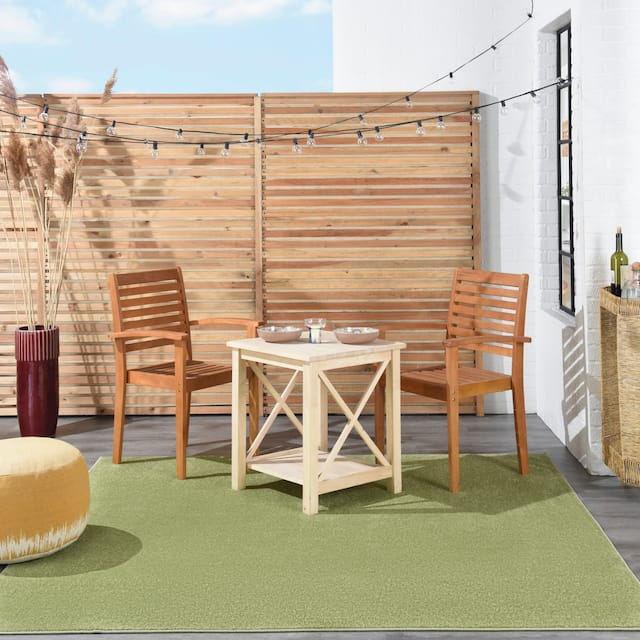 Nourison Essentials Solid Contemporary Indoor/ Outdoor Area Rug - 5' Square - Green