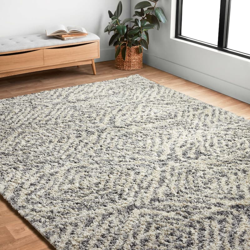 Alexander Home Geometric Moroccan Shag Area Rug