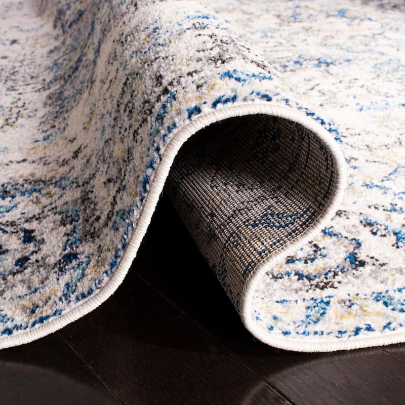 SAFAVIEH Madison Delois Medallion Rustic Farmhouse Distressed Rug