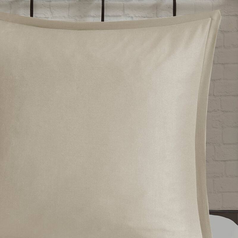 GDF Studio - Zennia 7 Piece Printed Seersucker Comforter Set with Throw Blanket