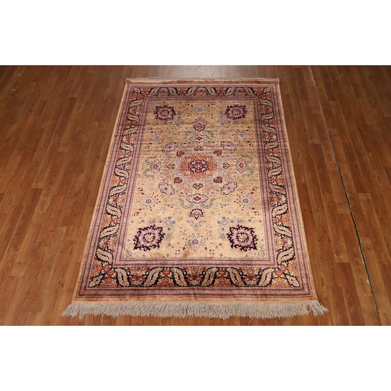 Handmade 100% Silk Geometric Qum Persian Rug Traditional Floral Carpet - 4'7"x 6'8"