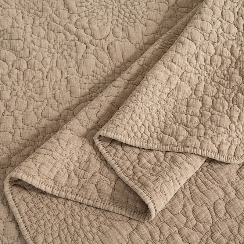 Wholinens Stonewashed Cotton Floral Bedspread Reversible Quilt Set
