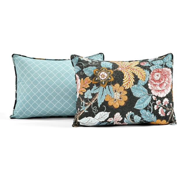 The Curated Nomad Chorro 3-piece Quilt Set
