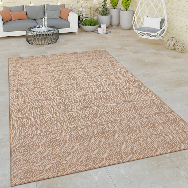 Indoor & Outdoor Rug with Modern Aztec Pattern - beige - 2'8" x 4'11"