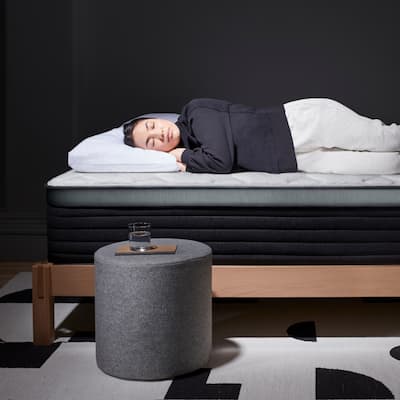 Helix Plus Luxe 13" Medium Mattress with Memory Foam
