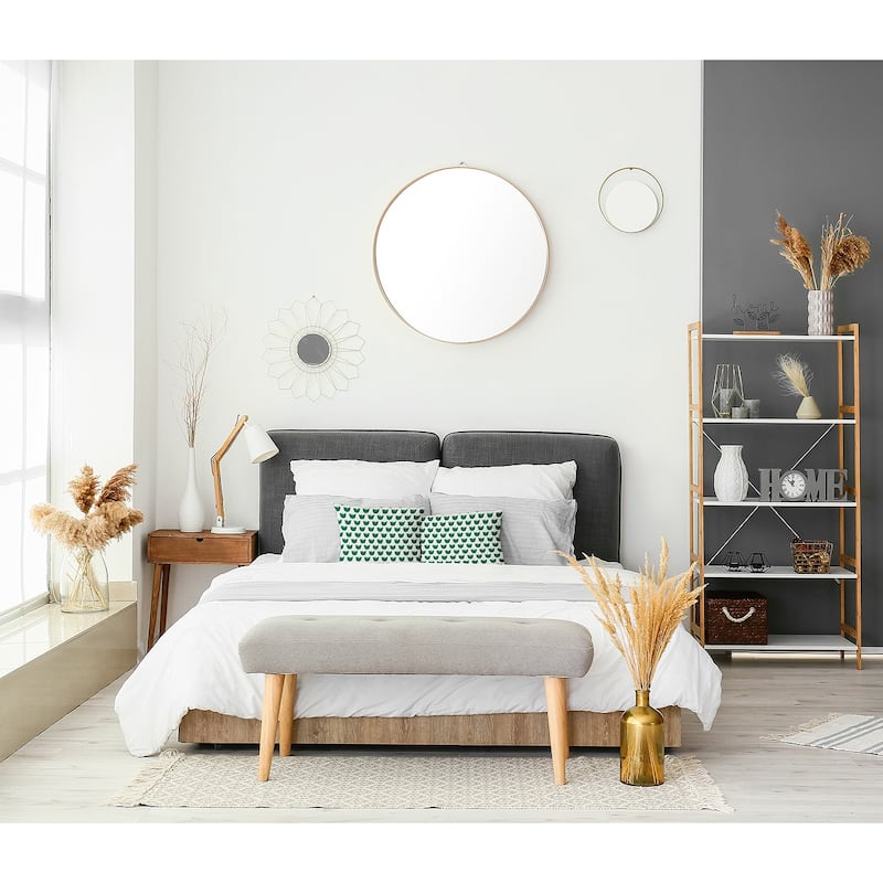 Simple Tulip Design Decorative Indoor Pillow