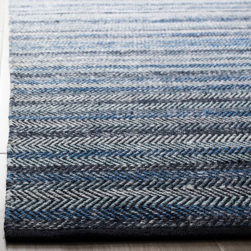SAFAVIEH Handmade Striped Kilim Jenelle Stripe Wool Rug