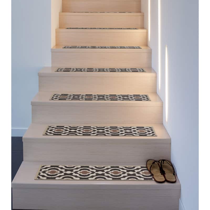 World Rug Gallery Modern Moroccan Trellis Non-slip Nylon Stair Treads