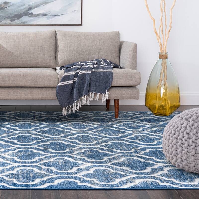 Wyman Farmhouse Geometric Indoor Area Rug