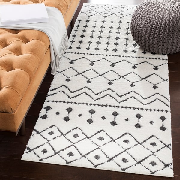 slide 2 of 18, Livabliss Salcedo Bohemian Textural Plush Area Rug 2'7" x 12' Runner - White - Runner/Rectangle