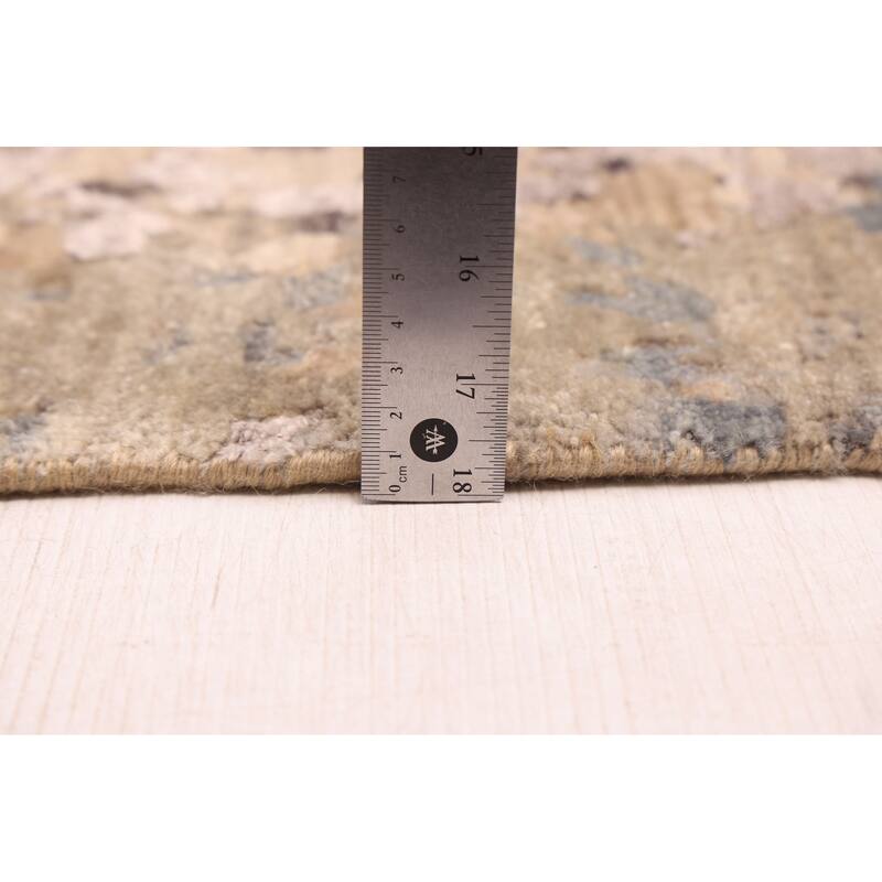 ECARPETGALLERY Hand-knotted Legacy Grey Silk, Wool Rug - 4'11 x 11'11