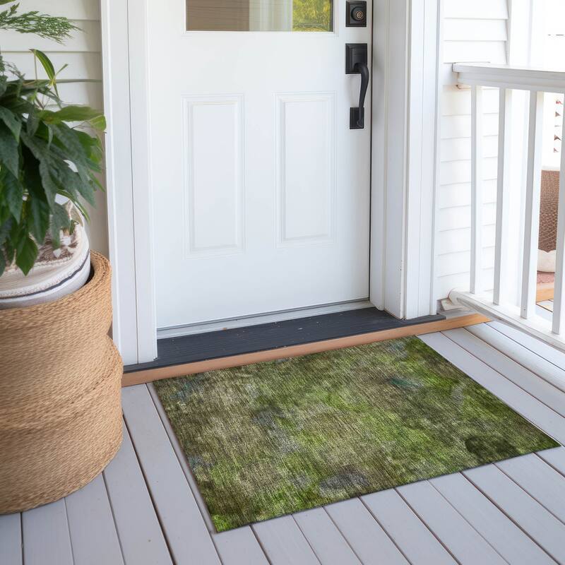Machine Washable Indoor/ Outdoor Abstract Contemporary Chantille Rug - Olive - 1'8" x 2'6"