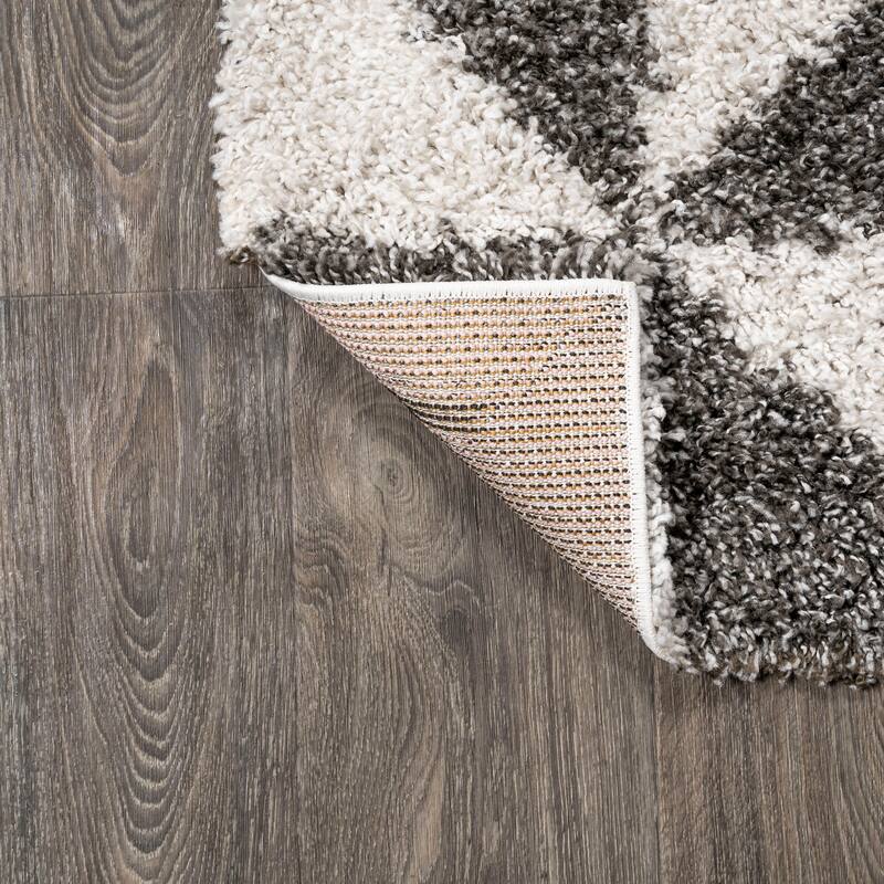 JONATHAN Y Inca Geometric Shag Area Rug