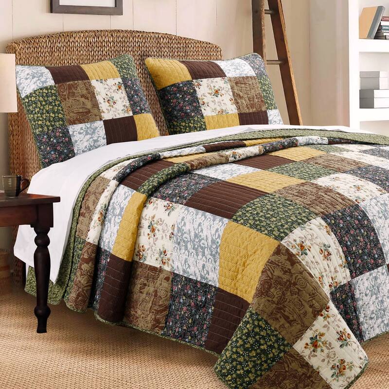 Cozy Line Andy Patchwork 3 Piece Reversible Cotton Quilt Bedding Set